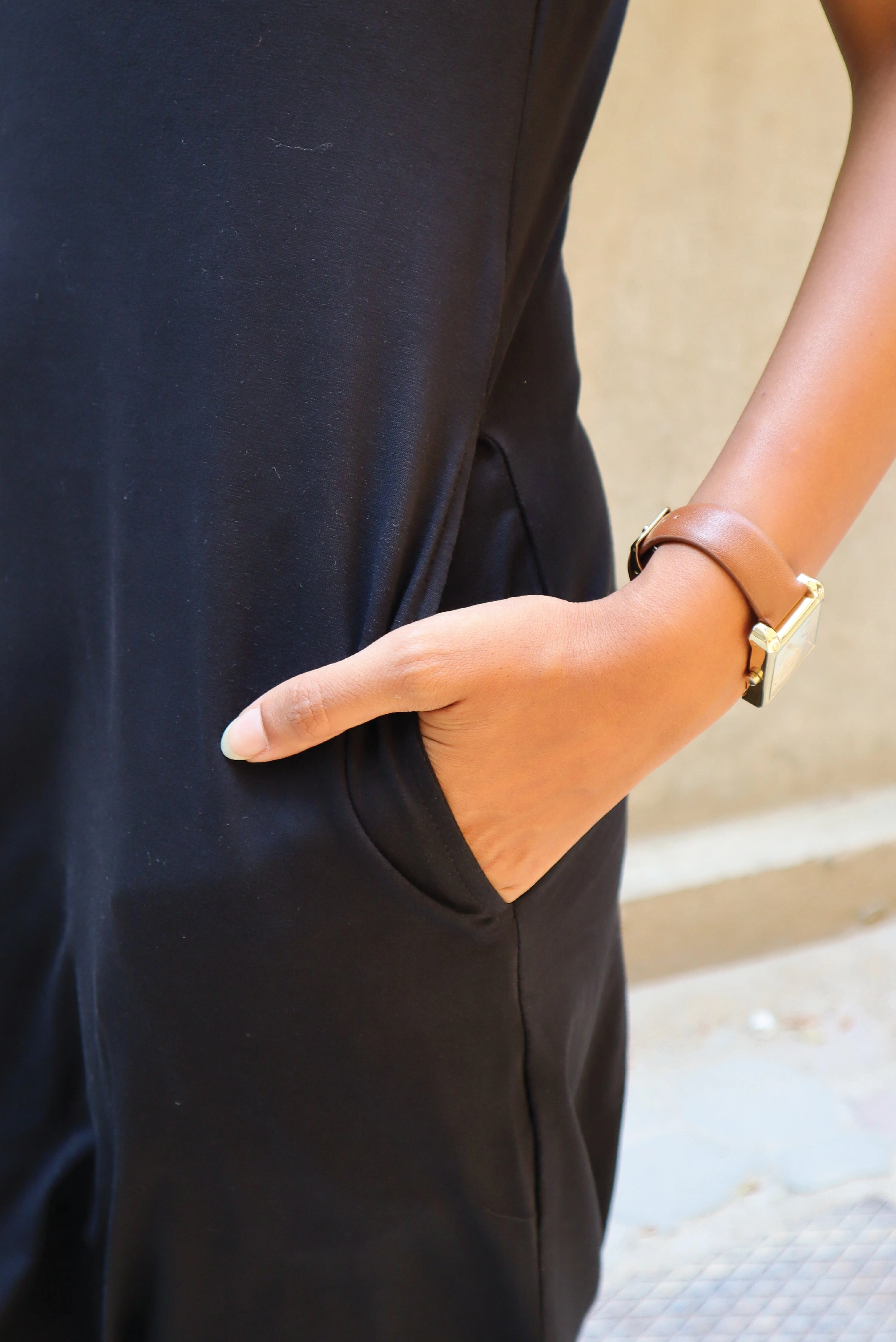 Black Cairo: Effortless Chic. Your New Go-To Dress. Steal the Show.